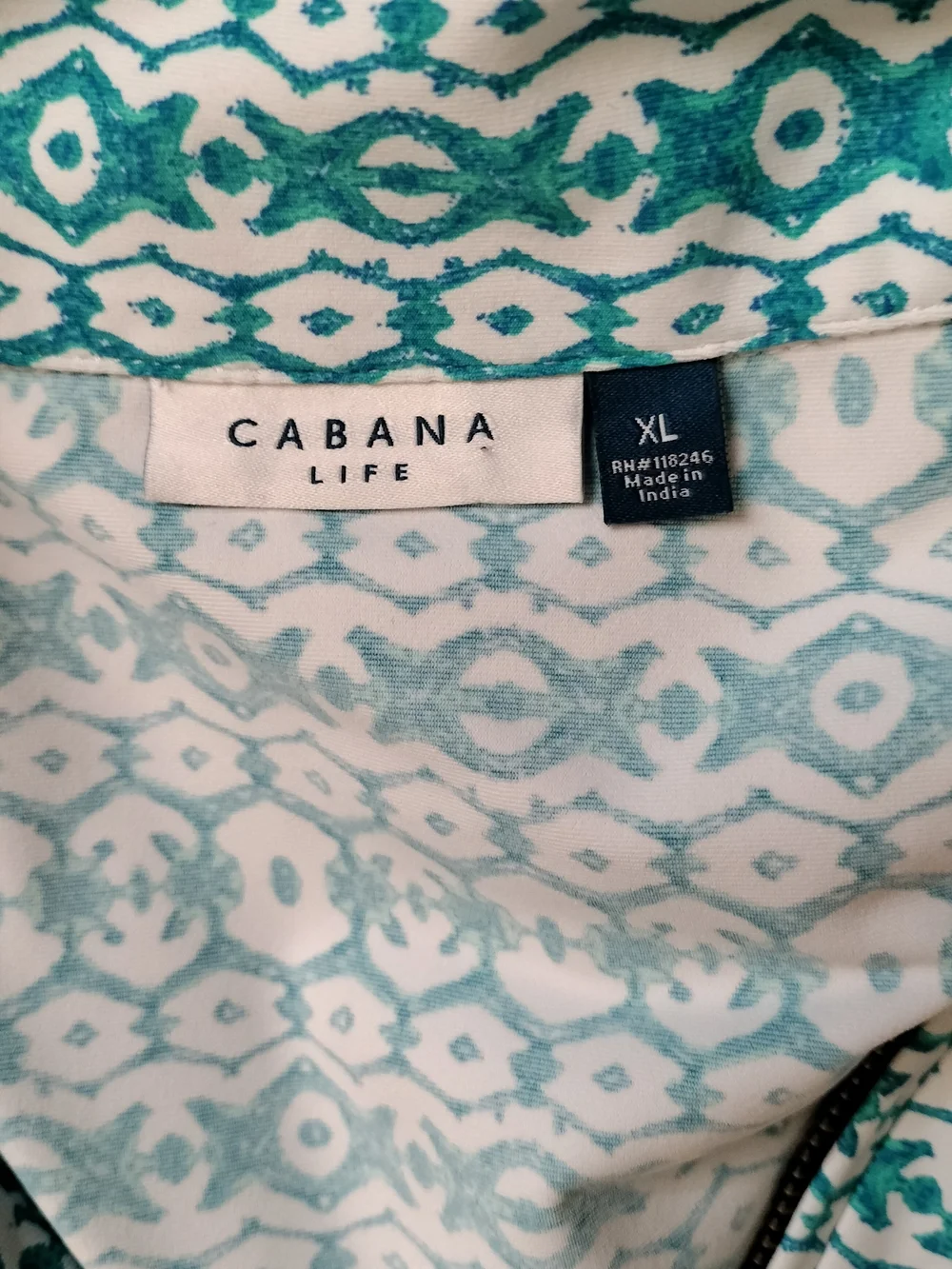 NWOT! Cabana Life Women's Long-Sleeve 1/2 Zip Rashguard Swim Top. Size XL